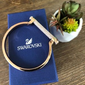 Swarovski Crystal Rose Gold Cuff Bangle